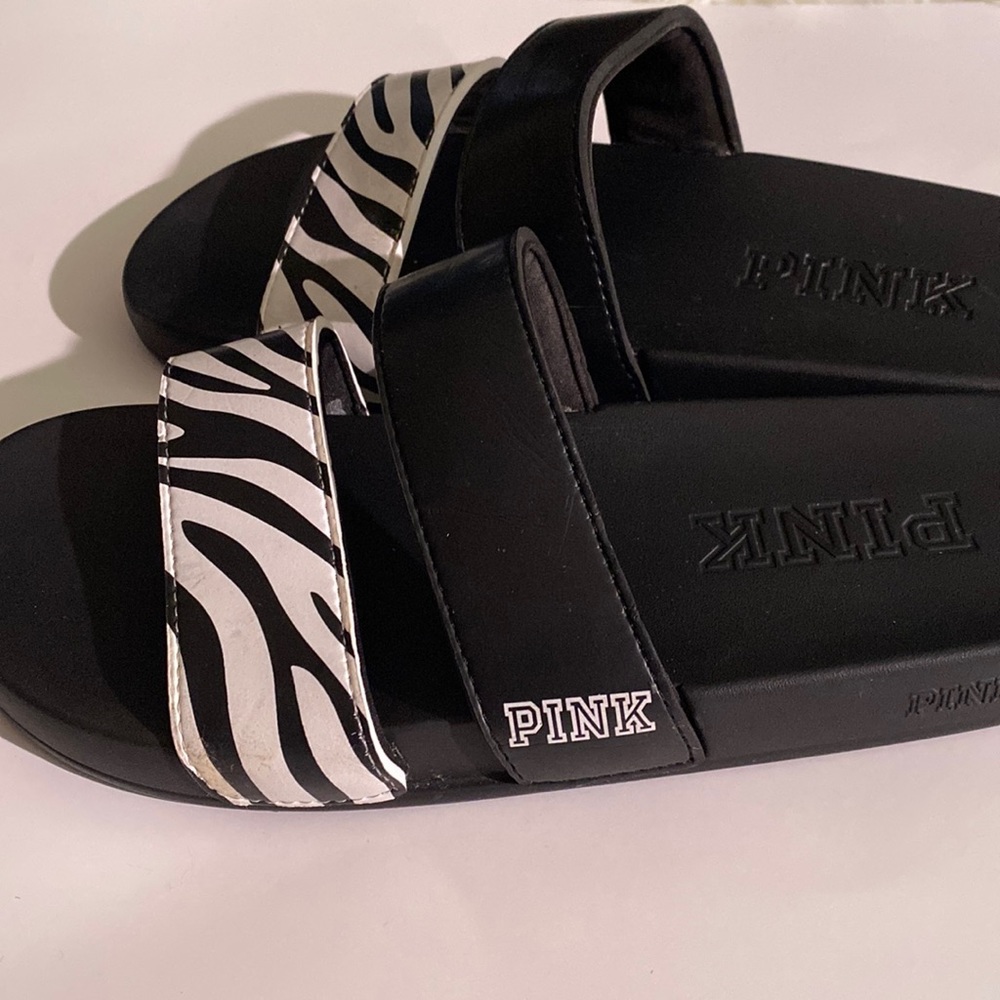 NEW PINK BRAND SLIDES /SANDALS LIGHT WEIGHT AND DURABLE, VERY NICE